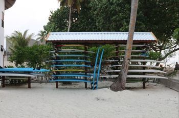 Cokes Surf Camp Hotel Thulusdhoo Kültér fotó